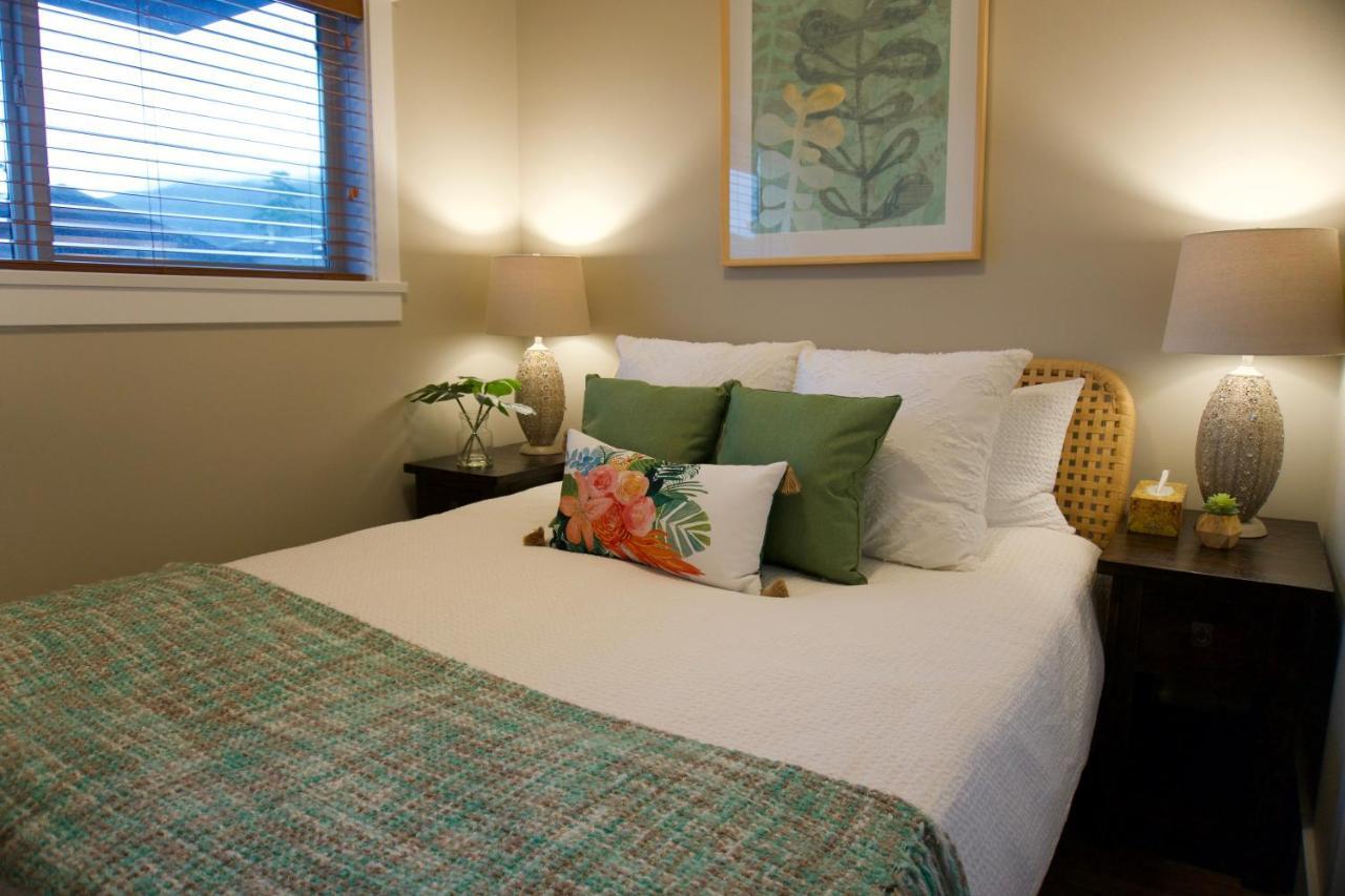Port Renfrew Vacation Rentals מראה חיצוני תמונה