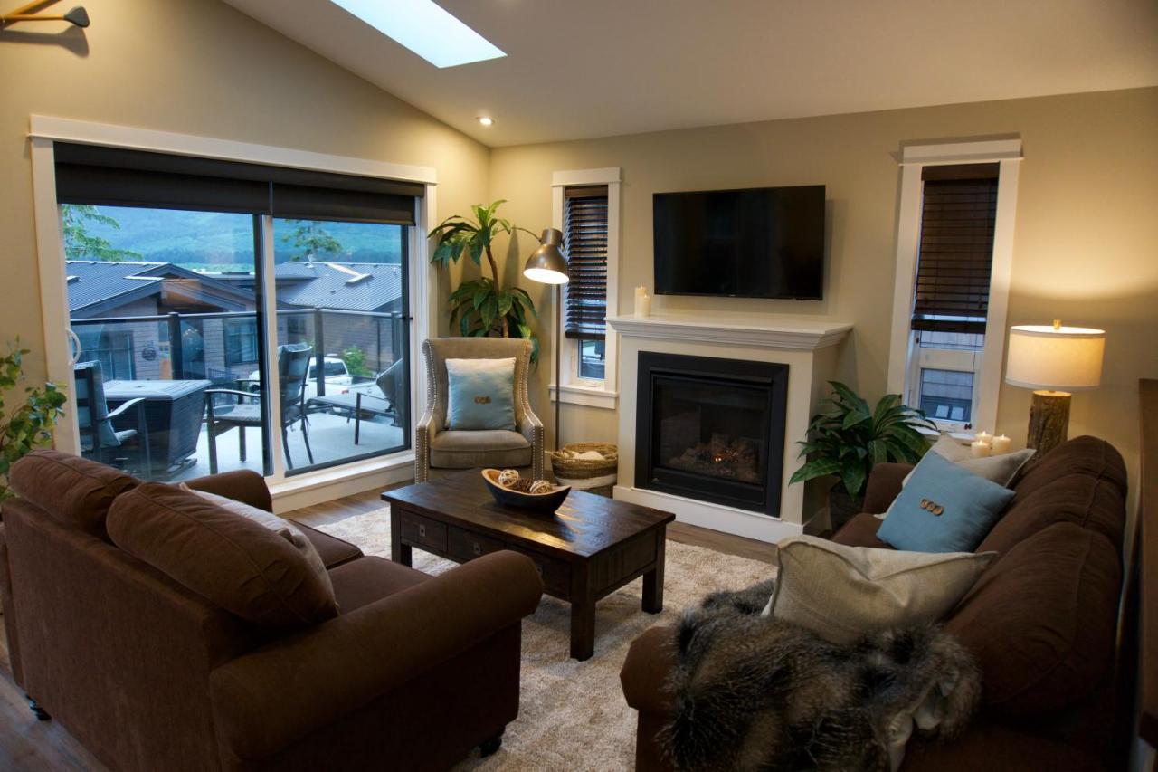 Port Renfrew Vacation Rentals מראה חיצוני תמונה